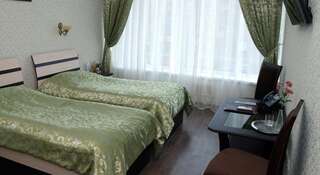 Гостиница «Марьино» Москва Двухместный номер с 2 отдельными кроватями и дополнительной кроватью-5