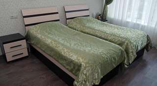 Гостиница «Марьино» Москва Двухместный номер с 2 отдельными кроватями и дополнительной кроватью-1